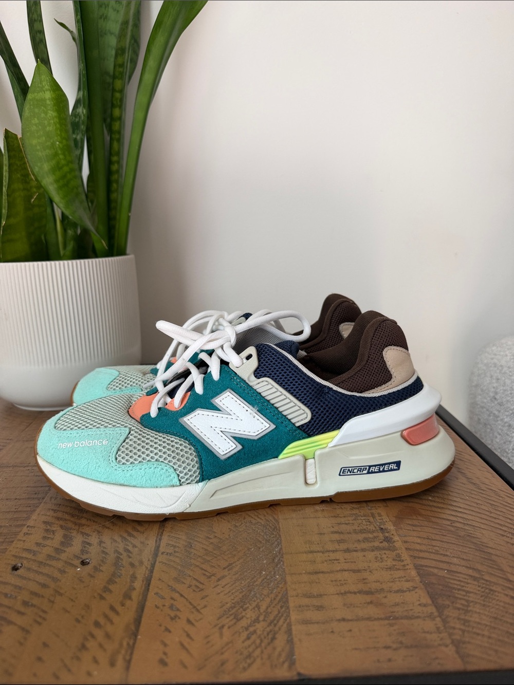 New Balance 997s - Women’s 9.5